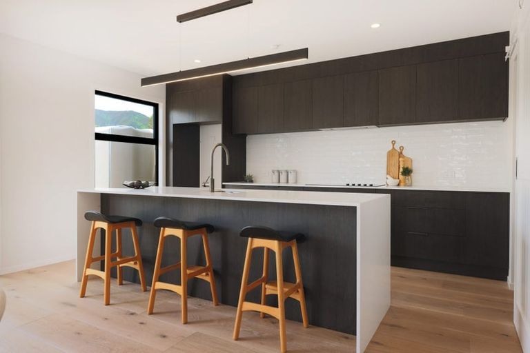 Photo of property in 8 Maire Street, Woburn, Lower Hutt, 5010