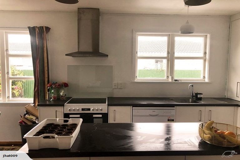 Photo of property in 25 Kent Crescent, Awapuni, Palmerston North, 4412