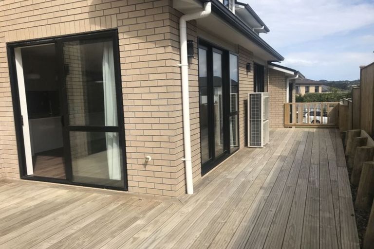 Photo of property in 58 Cirrus Way, Ranui, Auckland, 0612