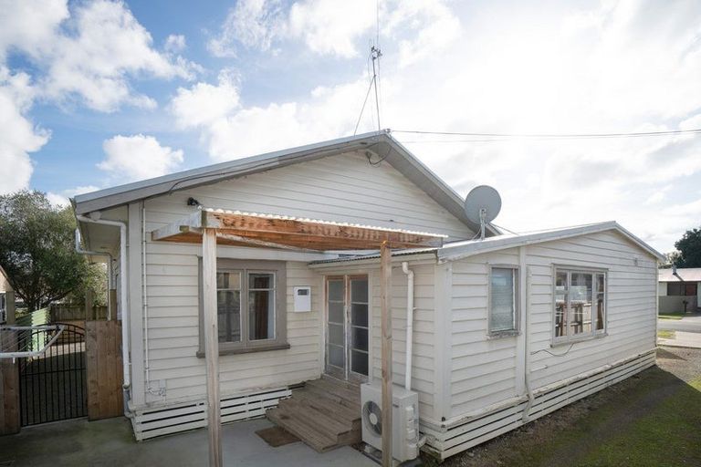 Photo of property in 1a Wellington Street, Feilding, 4702