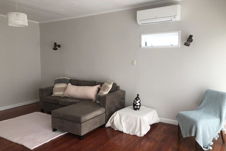 Photo of property in 1/40 Nile Road, Milford, Auckland, 0620