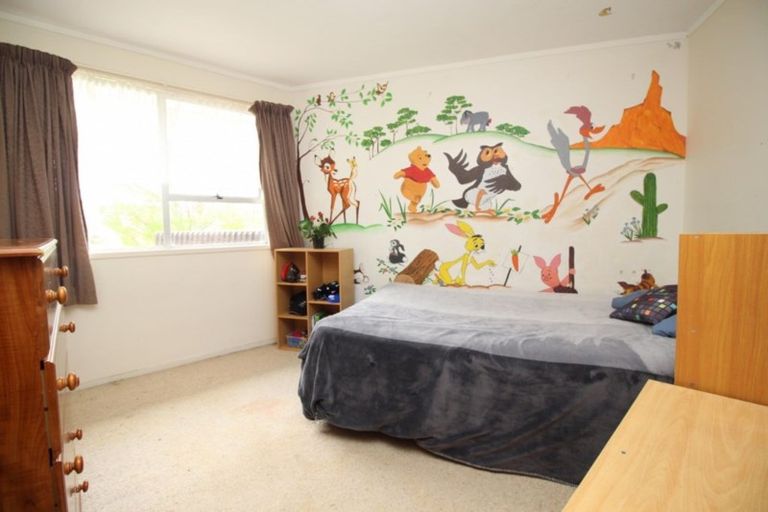 Photo of property in 8 Annison Avenue, Glen Eden, Auckland, 0602