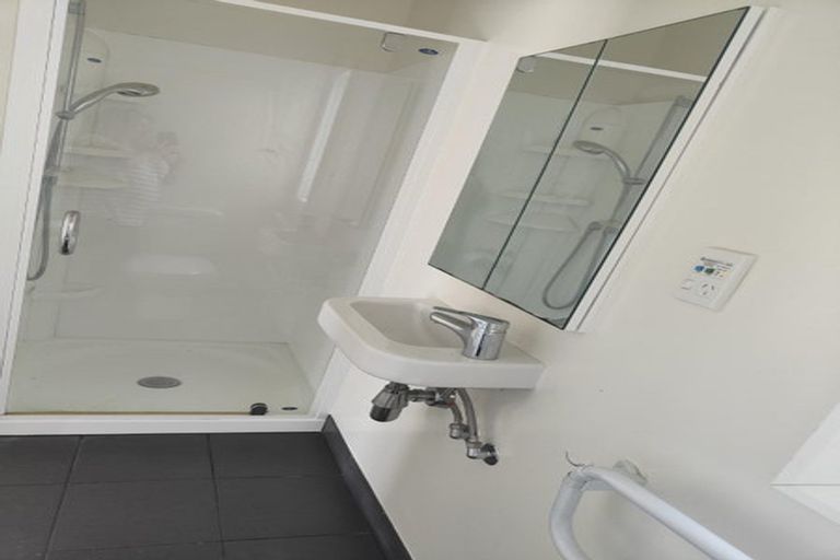 Photo of property in 24 Ellesmere Avenue, Miramar, Wellington, 6022