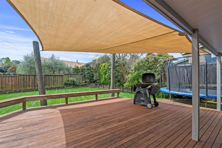 Photo of property in 12 Waitawa Place, Lynmore, Rotorua, 3010