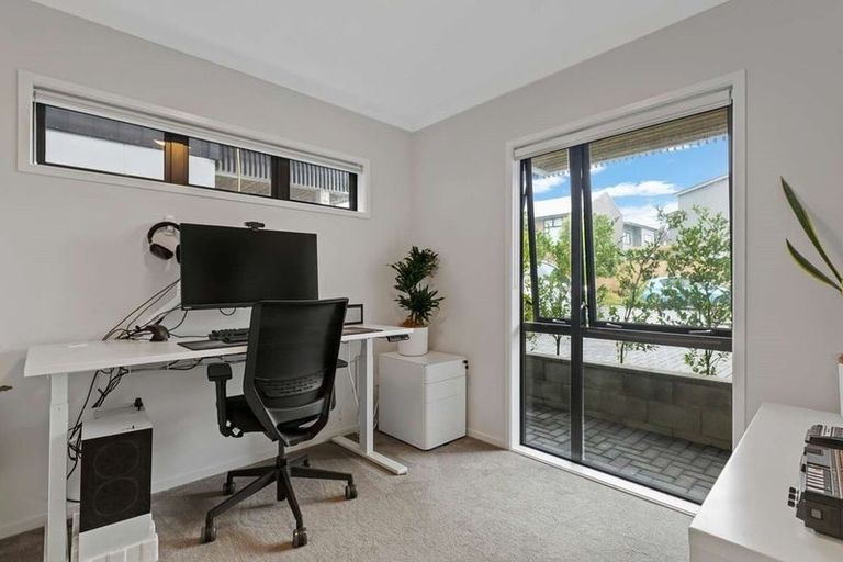 Photo of property in 5 Awamarino Way, Westgate, Auckland, 0614