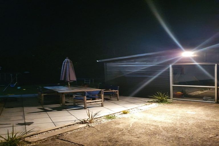 Photo of property in 190 Golf Road, Titirangi, Auckland, 0604