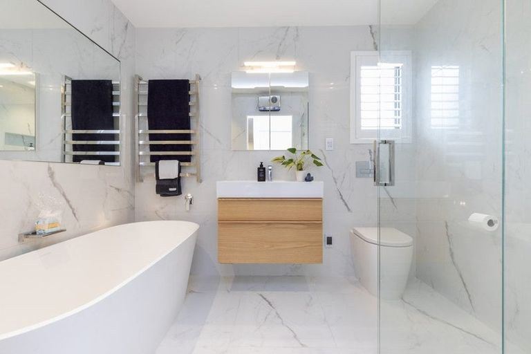 Photo of property in 27b Bryndwr Road, Fendalton, Christchurch, 8052