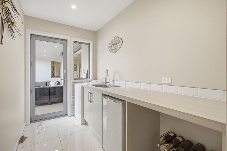Photo of property in 71 Palm Springs Boulevard, Papamoa Beach, Papamoa, 3118