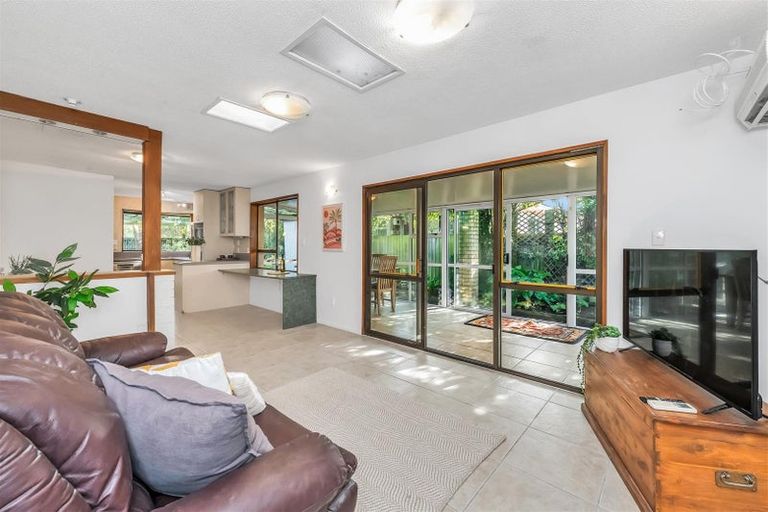 Photo of property in 34 Donnington Street, Parklands, Christchurch, 8083