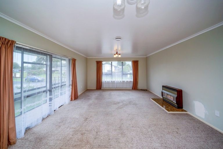 Photo of property in 1a Tuahu Place, Waitara, 4320