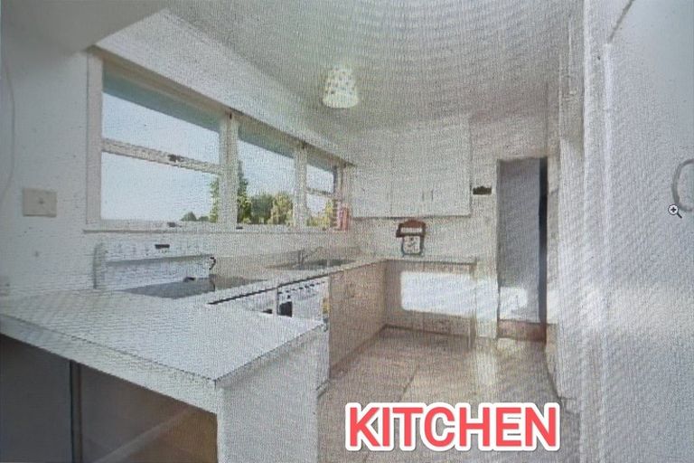 Photo of property in 115 Bleakhouse Road, Mellons Bay, Auckland, 2014