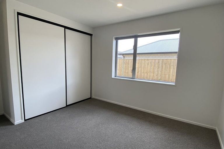 Photo of property in 151 Shillingford Boulevard, Rolleston, 7615