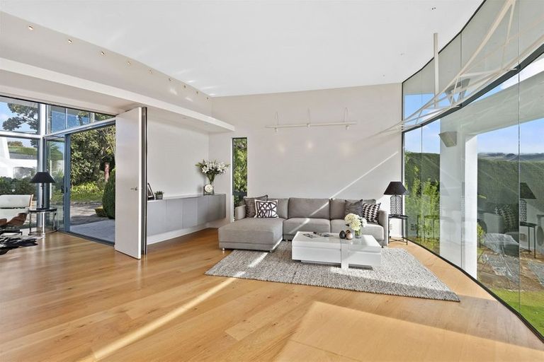 Photo of property in 142 Scarborough Road, Scarborough, Christchurch, 8081