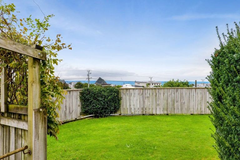 Photo of property in 52 Bayly Road, Blagdon, New Plymouth, 4310