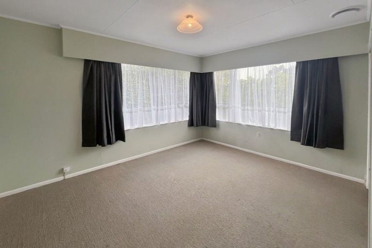 Photo of property in 87 Apollo Parade, Milson, Palmerston North, 4414