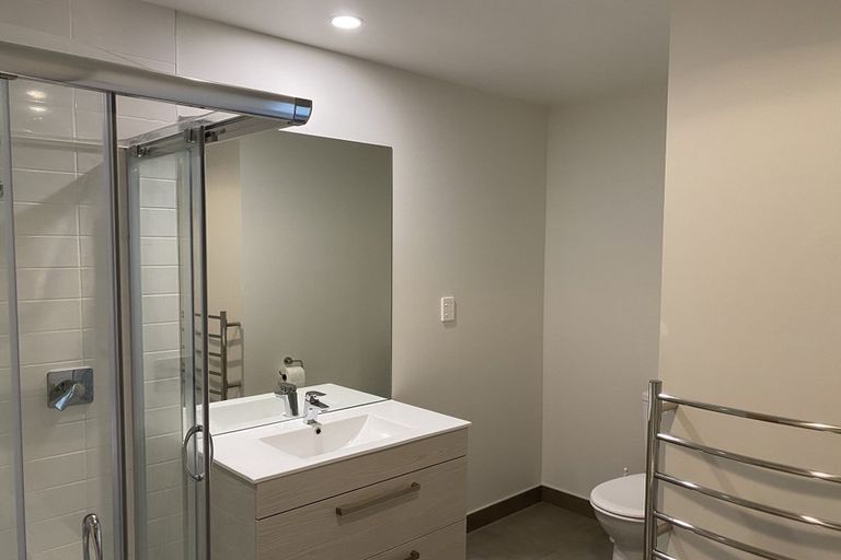 Photo of property in 4/3 Woolfield Road, Papatoetoe, Auckland, 2025