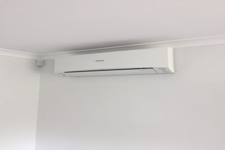 Photo of property in 22 Silverton Road, Waihi, 3610