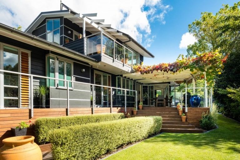 Photo of property in 17b Kopanga Road, Havelock North, 4130