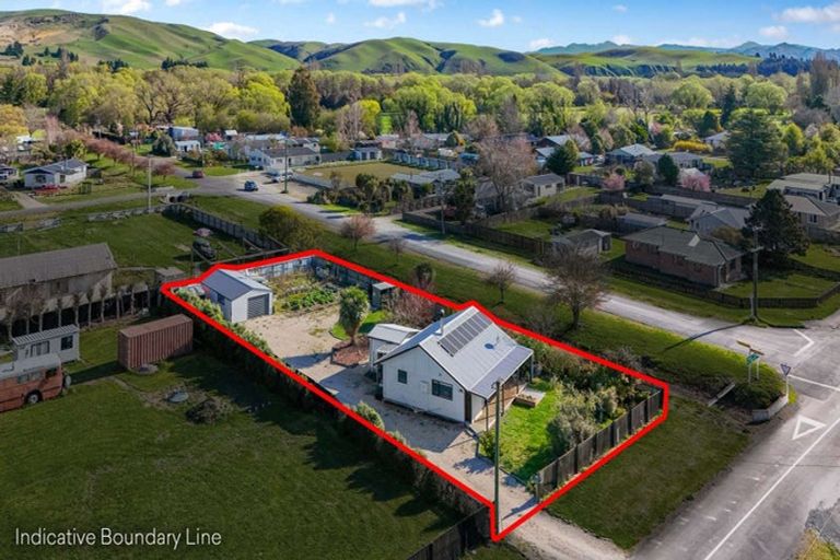 Photo of property in 40 Lyndon Street, Waiau, 7332