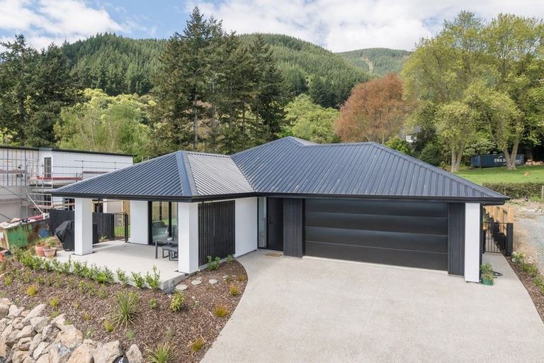 Photo of property in 4 Vintners Way, Stoke, Nelson, 7011