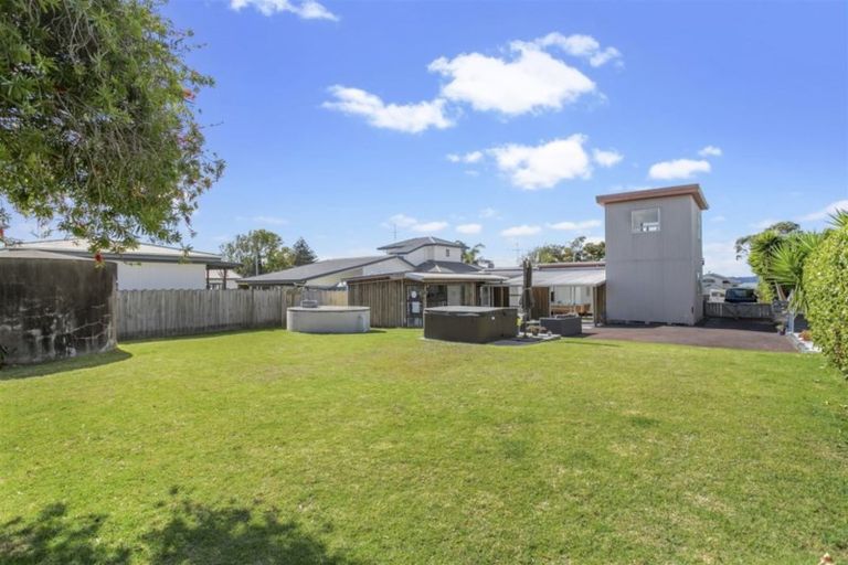 Photo of property in 28 Pohutukawa Road, Beachlands, Auckland, 2018
