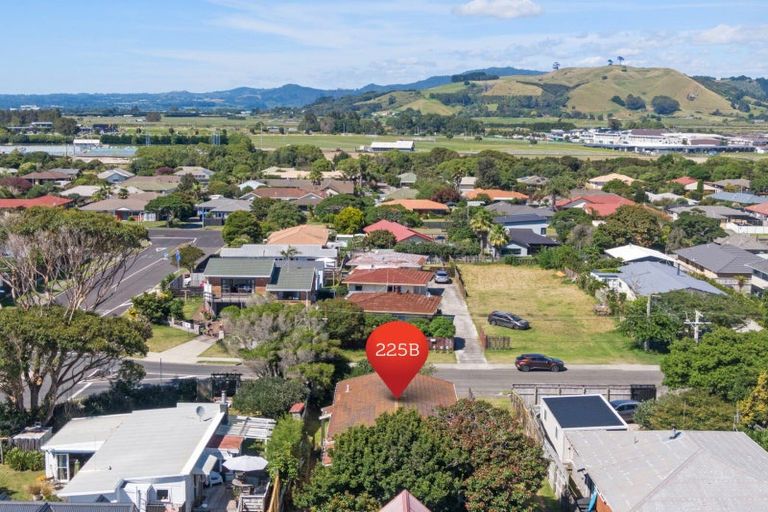 Photo of property in 225b Dickson Road, Papamoa Beach, Papamoa, 3118