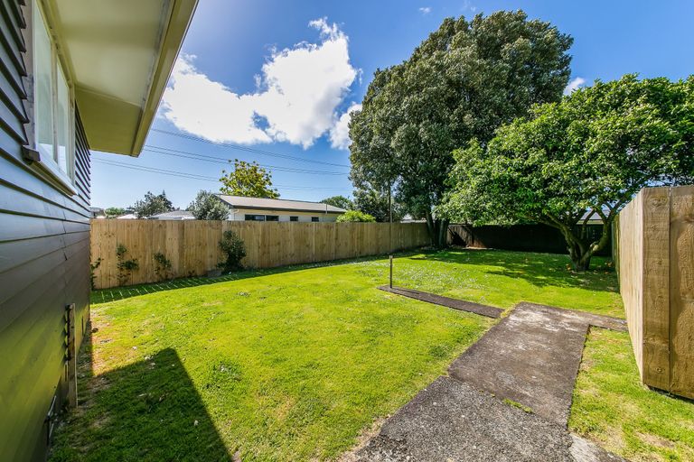 Photo of property in 2/3 Vine Street, Mangere East, Auckland, 2024