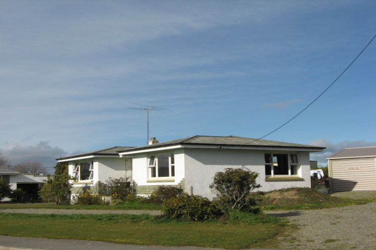 Photo of property in 15 Welsh Road, Winton, 9720