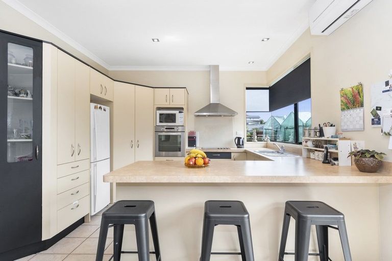 Photo of property in 6 Taranui Place, Ohauiti, Tauranga, 3112