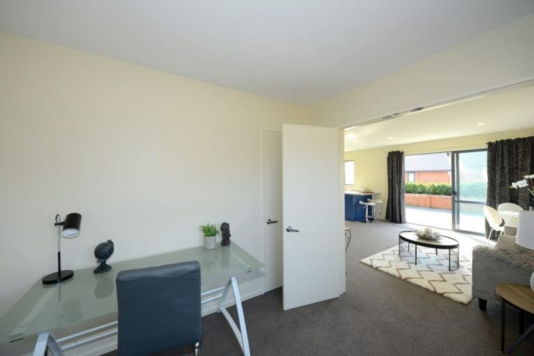 Photo of property in 24g Wainoni Road, Wainoni, Christchurch, 8061