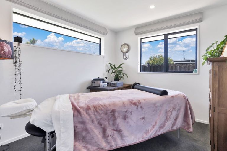 Photo of property in 33 Seadown Crescent, Amberley, 7410