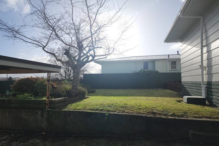 Photo of property in 10 Ruru Place, Tokoroa, 3420