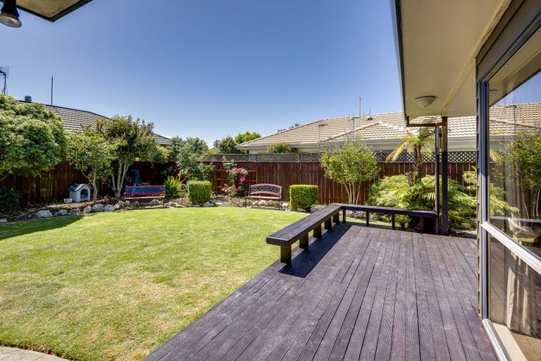 Photo of property in 1 Hyatt Grove, Greenmeadows, Napier, 4112