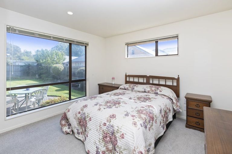 Photo of property in 112 Harewood Road, Papanui, Christchurch, 8053