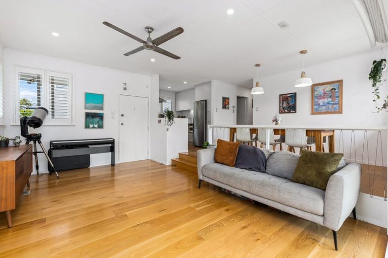 Photo of property in 1/56 Richmond Avenue, Northcote Point, Auckland, 0627