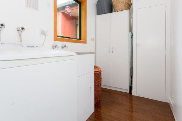 Photo of property in 3 Chilton Drive, Mairehau, Christchurch, 8052