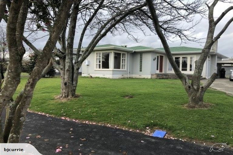 Photo of property in 30 Nottingham Avenue, Awapuni, Palmerston North, 4412
