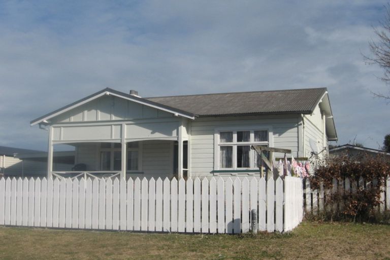 Photo of property in 1/811 Ellison Road, Parkvale, Hastings, 4122