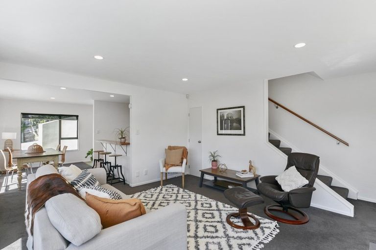 Photo of property in 17b Punjab Street, Khandallah, Wellington, 6035