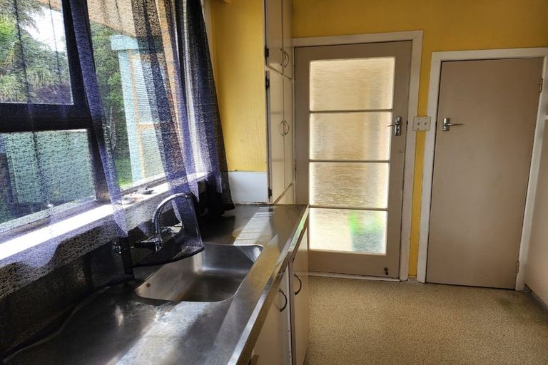 Photo of property in 144a Carrington Street, Lower Vogeltown, New Plymouth, 4310