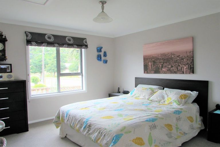 Photo of property in 183 Riverside Drive, Waterloo, Lower Hutt, 5011