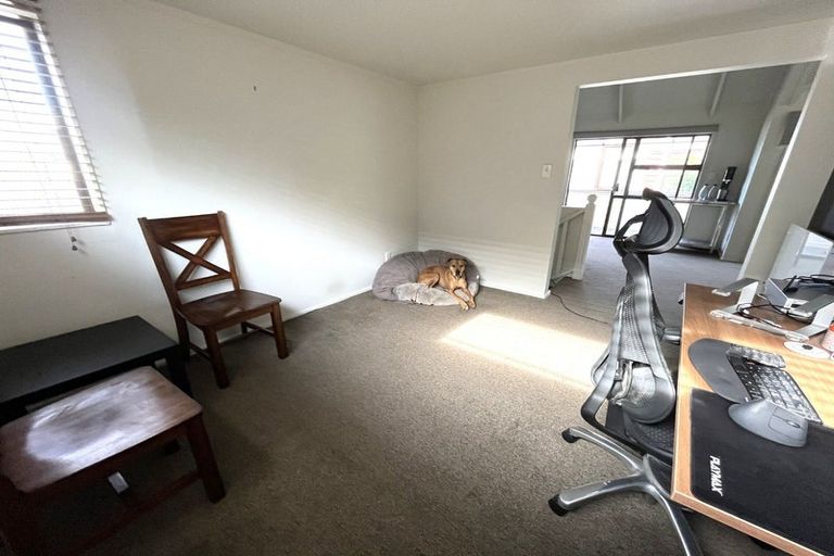 Photo of property in 2/64 Kaikoura Street, Maupuia, Wellington, 6022