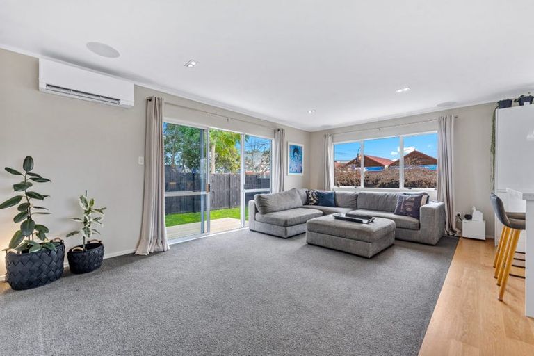 Photo of property in 3a Bannings Way, Hobsonville, Auckland, 0618