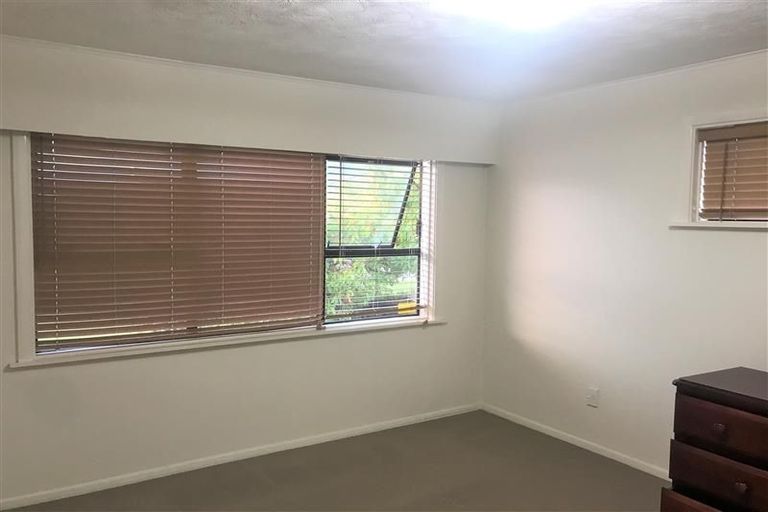 Photo of property in 29 Wainuiomata Road, Wainuiomata, Lower Hutt, 5014