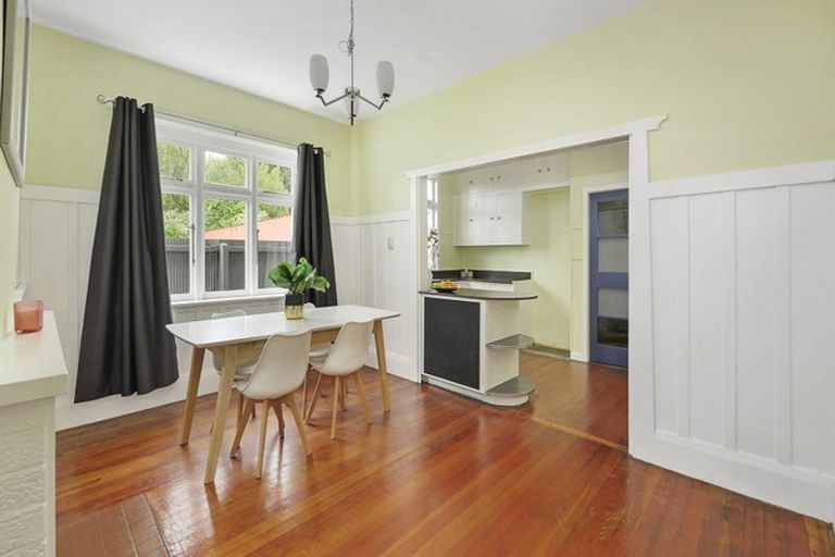 Photo of property in 1/19 Hills Road, Edgeware, Christchurch, 8013