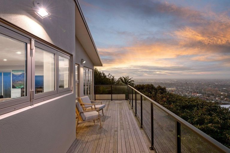 Photo of property in 38 Millhill Lane, Huntsbury, Christchurch, 8022