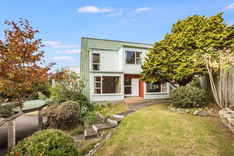 Photo of property in 121 Matatua Road, Raumati Beach, Paraparaumu, 5032