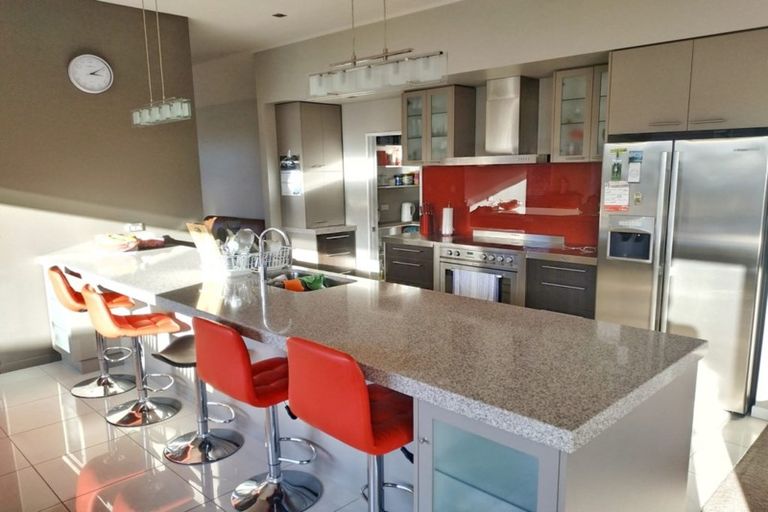 Photo of property in 33 Reka Street, Parklands, Christchurch, 8083