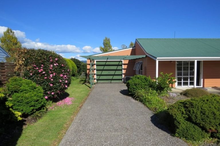 Photo of property in 5 Courthouse Lane, Coromandel, 3506