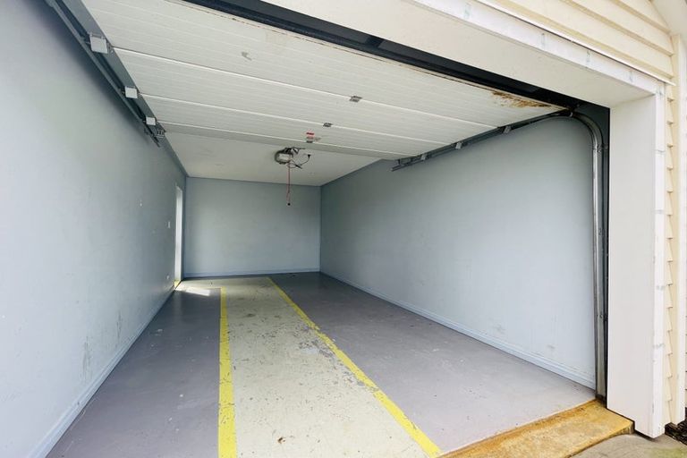 Photo of property in 7 Warbler Crescent, Papakura, 2110